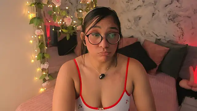 Bella desi  online show from 11, 6, 2026