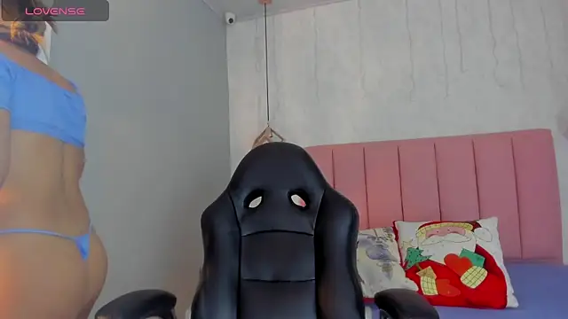 SUNNYCYRUS online show from 22, 12, 2025