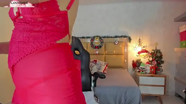 SUNNYCYRUS online show from 18, 12, 2025