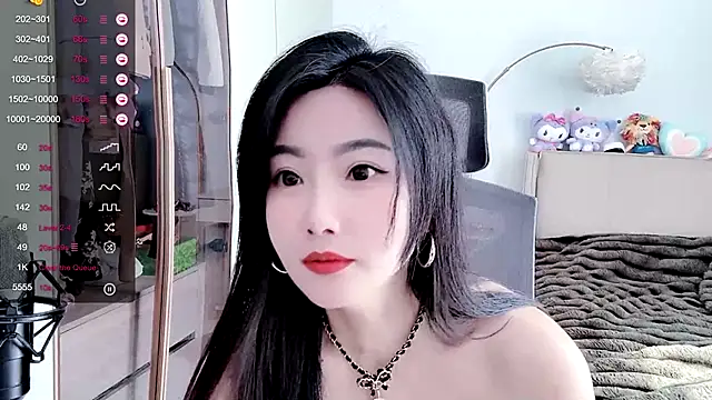 Snapshot of FeiFei-babe chatting on 19, 2, 2025 FeiFei-babe online show from 19, 2, 2025