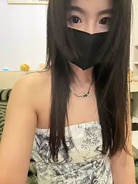 Snapshot of FeiFei-babe chatting on 6, 3, 2025 FeiFei-babe online show from 6, 3, 2025