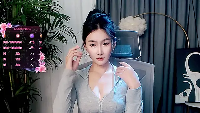 Snapshot of FeiFei-babe chatting on 11, 11, 2025 FeiFei-babe online show from 11, 11, 2025