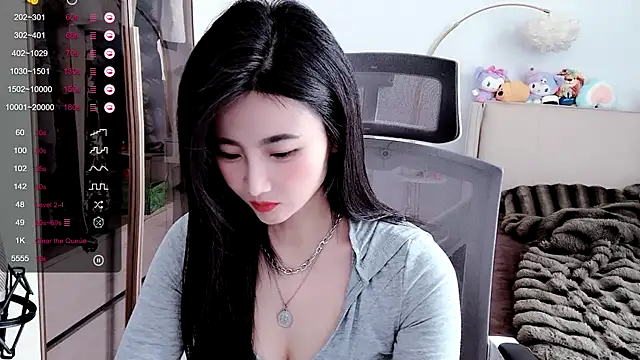 Snapshot of FeiFei-babe chatting on 7, 3, 2025 FeiFei-babe online show from 7, 3, 2025