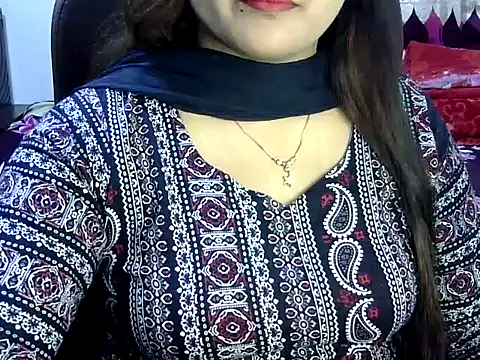 BengaliQueenStar online show from 4, 3, 2025
