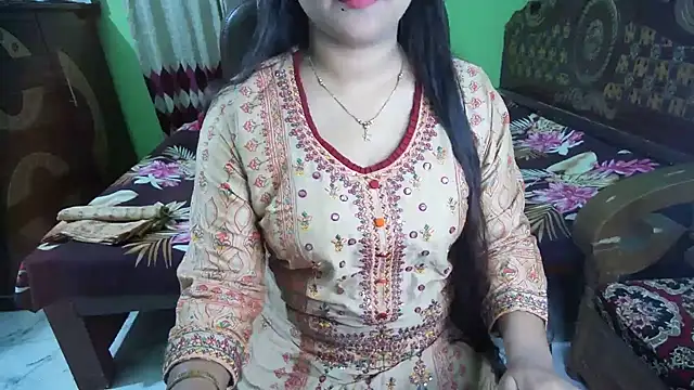 Snapshot of BengaliQueenStar chatting on 7, 7, 2026 BengaliQueenStar online show from 7, 7, 2026
