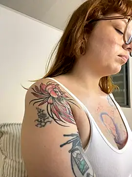 Snapshot of sophia_goth chatting on 23, 9, 2025 sophia goth online show from 23, 9, 2025