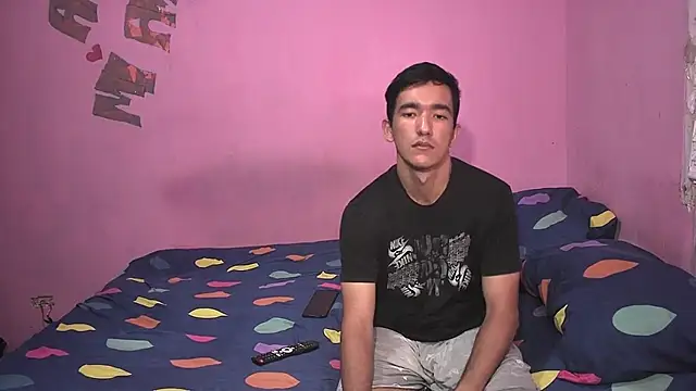 Sweetiefoxxx online show from 22, 4, 2026