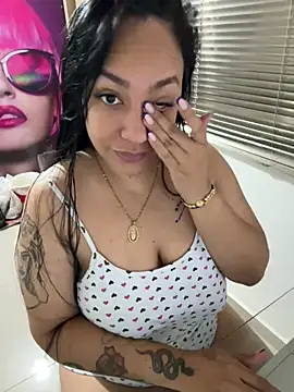 Snapshot of marta201_alfaro chatting on 13, 2, 2025 marta201 alfaro online show from 13, 2, 2025