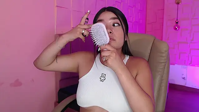 Susy thomson online show from 1, 4, 2026