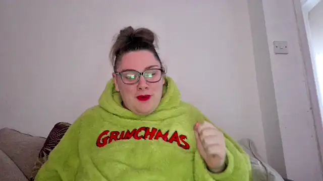 Bustycurves online show from 22, 11, 2025