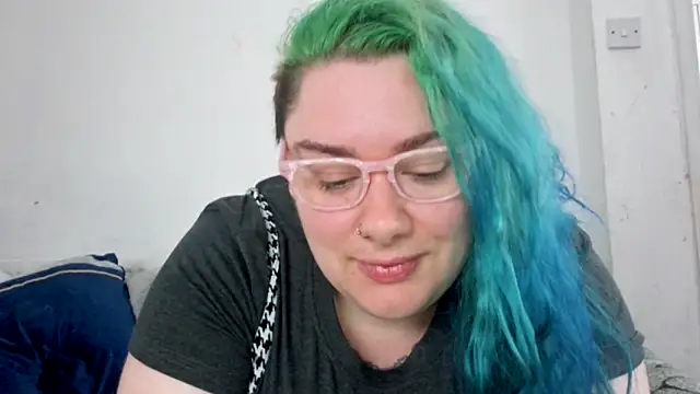 Bustycurves online show from 15, 5, 2026
