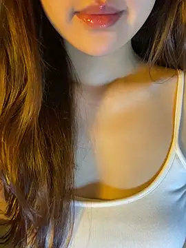 minmin2kk5 online show from 18, 4, 2026