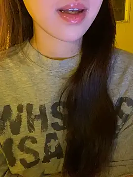 minmin2kk5 online show from 13, 3, 2026