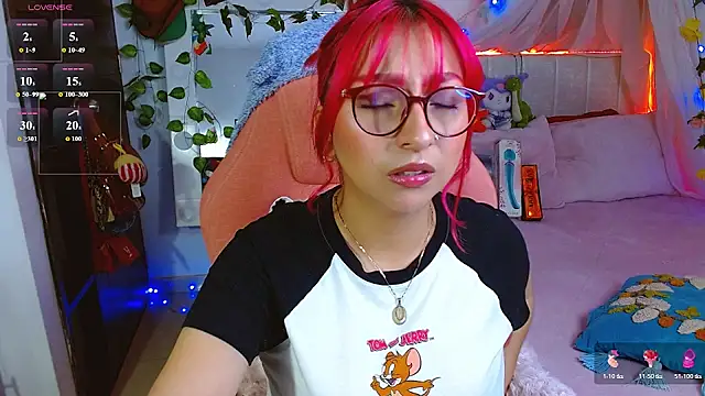 Snapshot of Littlerouse_ chatting on 9, 5, 2026 Littlerouse online show from 9, 5, 2026