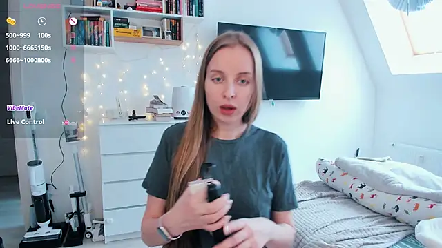 violet blue eyes online show from 30, 4, 2026