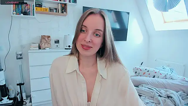violet blue eyes online show from 5, 5, 2026