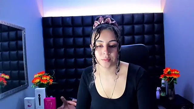 Snapshot of celeste_blue69 chatting on 3, 6, 2026 celeste blue69 online show from 3, 6, 2026