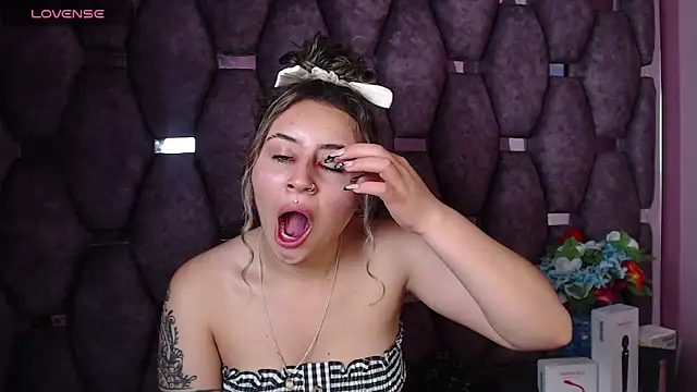 celeste blue69 online show from 9, 2, 2025