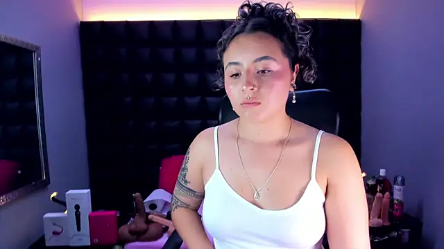 Snapshot of celeste_blue69 chatting on 1, 7, 2026 celeste blue69 online show from 1, 7, 2026