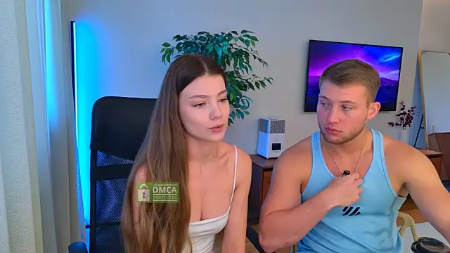 Jony and Jessica online show from 24, 7, 2026