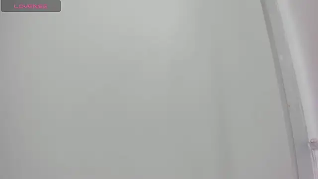 Snapshot of Cherllynn chatting on 13, 11, 2025 Cherllynn online show from 13, 11, 2025