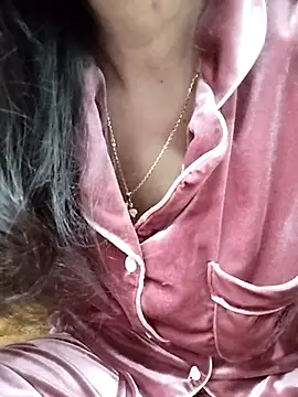 cream1299 online show from 13, 2, 2026