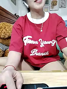 cream1299 online show from 11, 3, 2025