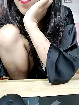 cream1299 online show from 12, 11, 2025