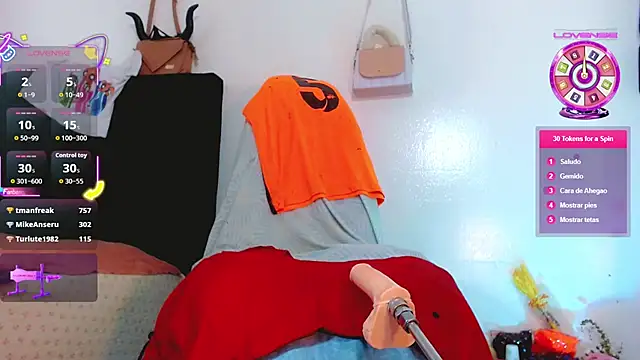 Snapshot of la_ratona_1 chatting on 31, 10, 2025 la ratona 1 online show from 31, 10, 2025