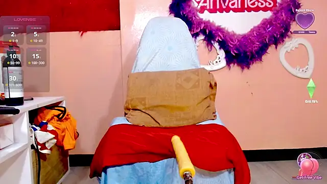 Snapshot of la_ratona_1 chatting on 18, 11, 2025 la ratona 1 online show from 18, 11, 2025