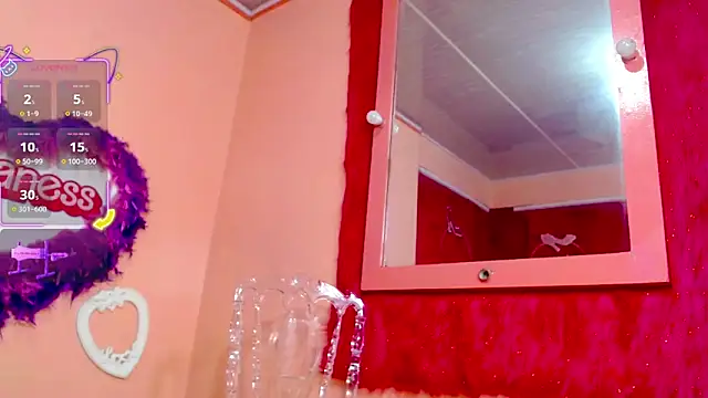 Snapshot of la_ratona_1 chatting on 13, 11, 2025 la ratona 1 online show from 13, 11, 2025