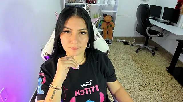 Snapshot of katya_nt chatting on 14, 12, 2025 katya nt online show from 14, 12, 2025