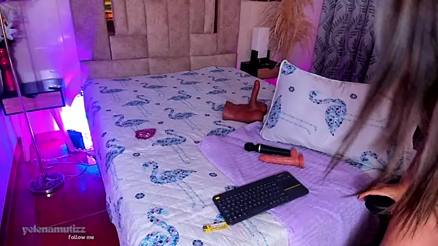 Snapshot of Yelena_mutiz chatting on 12, 12, 2024 Yelena mutiz online show from 12, 12, 2024