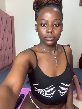 Snapshot of Wendy_smal_- chatting on 17, 9, 2025 Wendy smal - online show from 17, 9, 2025