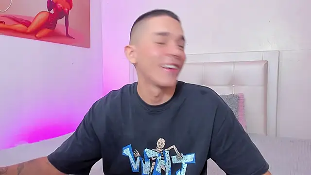 Snapshot of andeerr_ chatting on 3, 1, 2025 andeerr online show from 3, 1, 2025