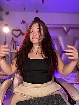 Chloee Evans1 online show from 26, 2, 2025