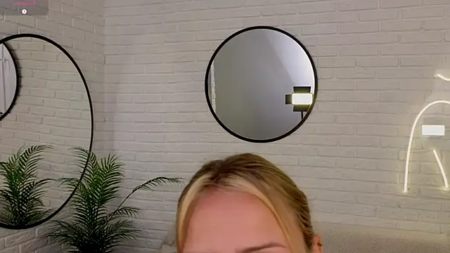 Wendy D0ll online show from 9, 4, 2026