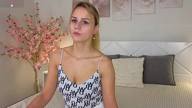 Wendy D0ll online show from 3, 3, 2025