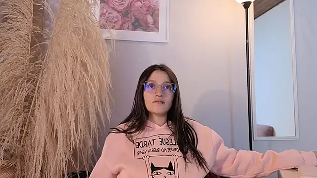 Elecktra sweet online show from 13, 6, 2026
