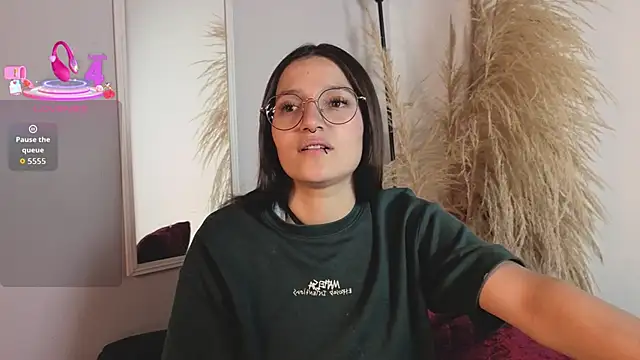 Elecktra sweet online show from 12, 3, 2026