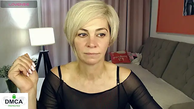 Blonde lola444 online show from 16, 7, 2026