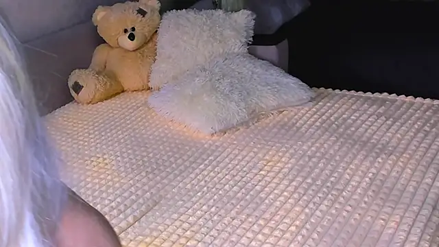 Sweeet Barbie online show from 6, 11, 2025