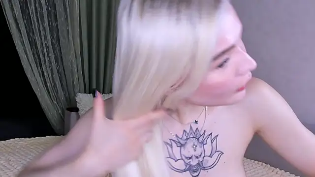 Snapshot of Sweeet_Barbie chatting on 14, 6, 2026 Sweeet Barbie online show from 14, 6, 2026