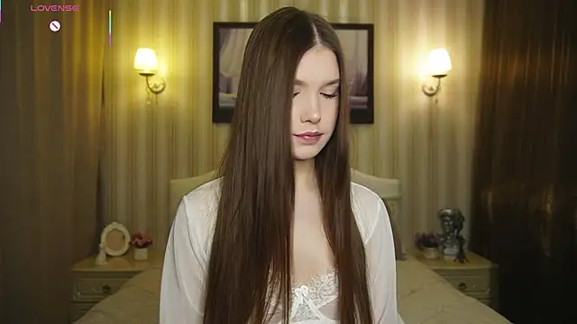  Eva Lee online show from 16, 9, 2025
