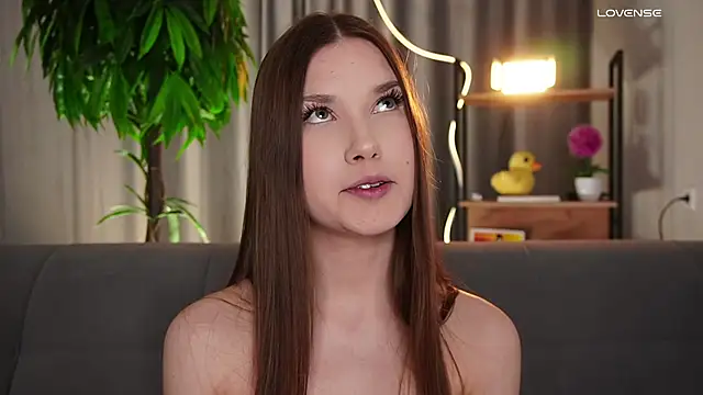  Eva Lee online show from 22, 3, 2025