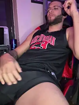 Snapshot of Joker19196 chatting on 3, 11, 2025 Joker19196 online show from 3, 11, 2025