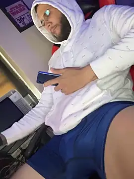 Snapshot of Joker19196 chatting on 19, 10, 2025 Joker19196 online show from 19, 10, 2025