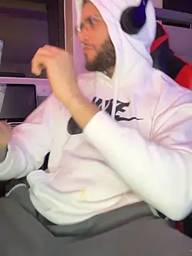 Snapshot of Joker19196 chatting on 29, 10, 2025 Joker19196 online show from 29, 10, 2025