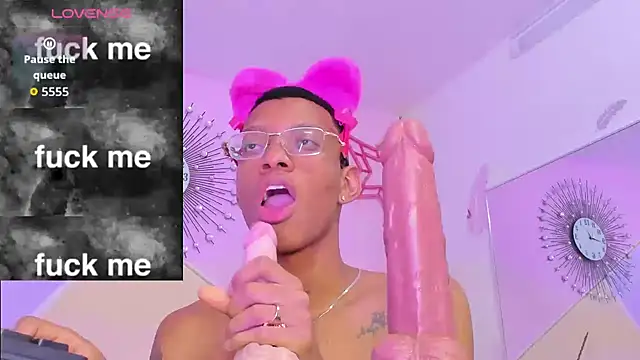 Snapshot of Tiffany_Valentine15 chatting on 2, 11, 2025 Tiffany Valentine15 online show from 2, 11, 2025