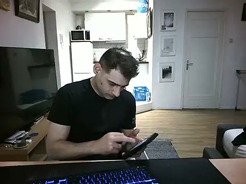 mihaimichael online show from 2, 5, 2026